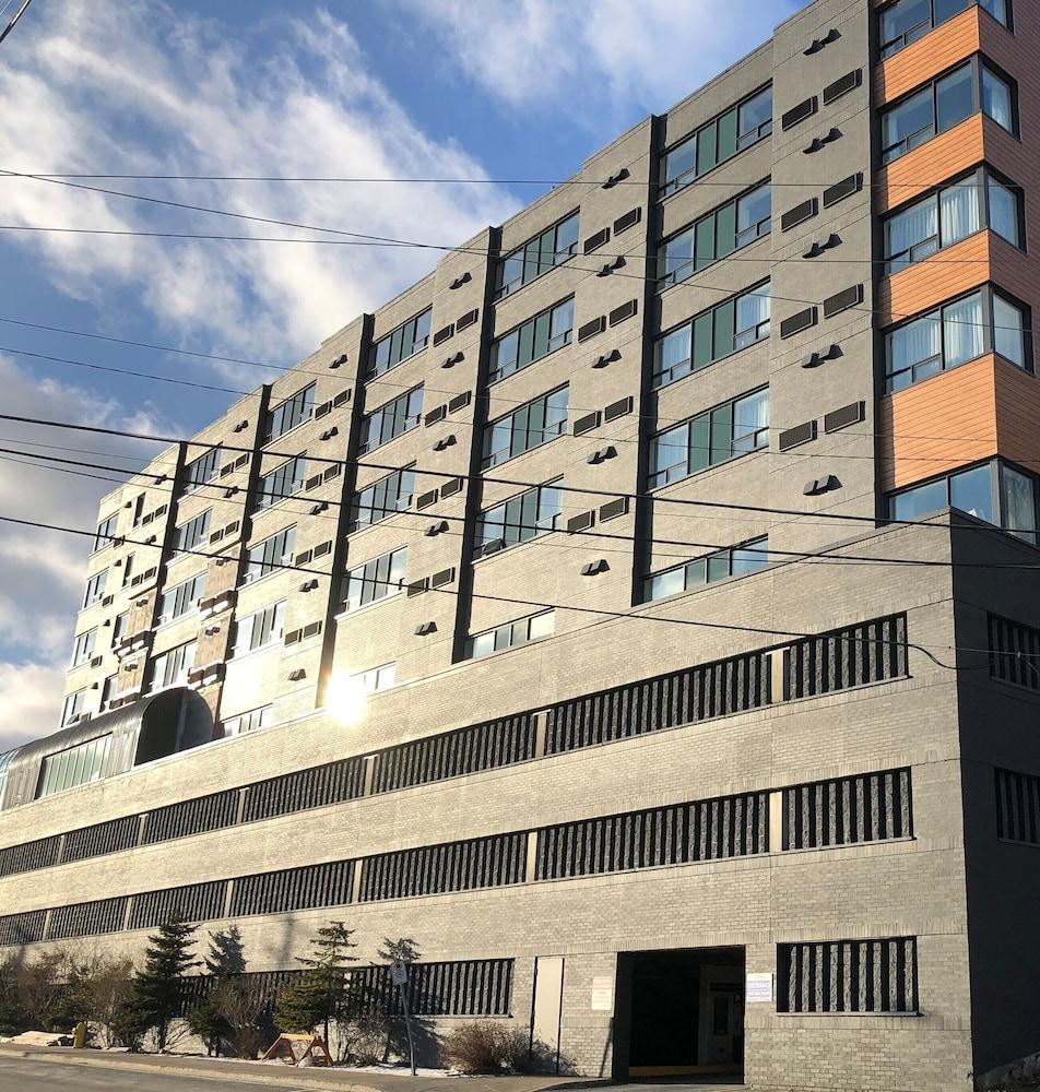 Отель Doubletree By Hilton St. John'S Harbourview Экстерьер фото