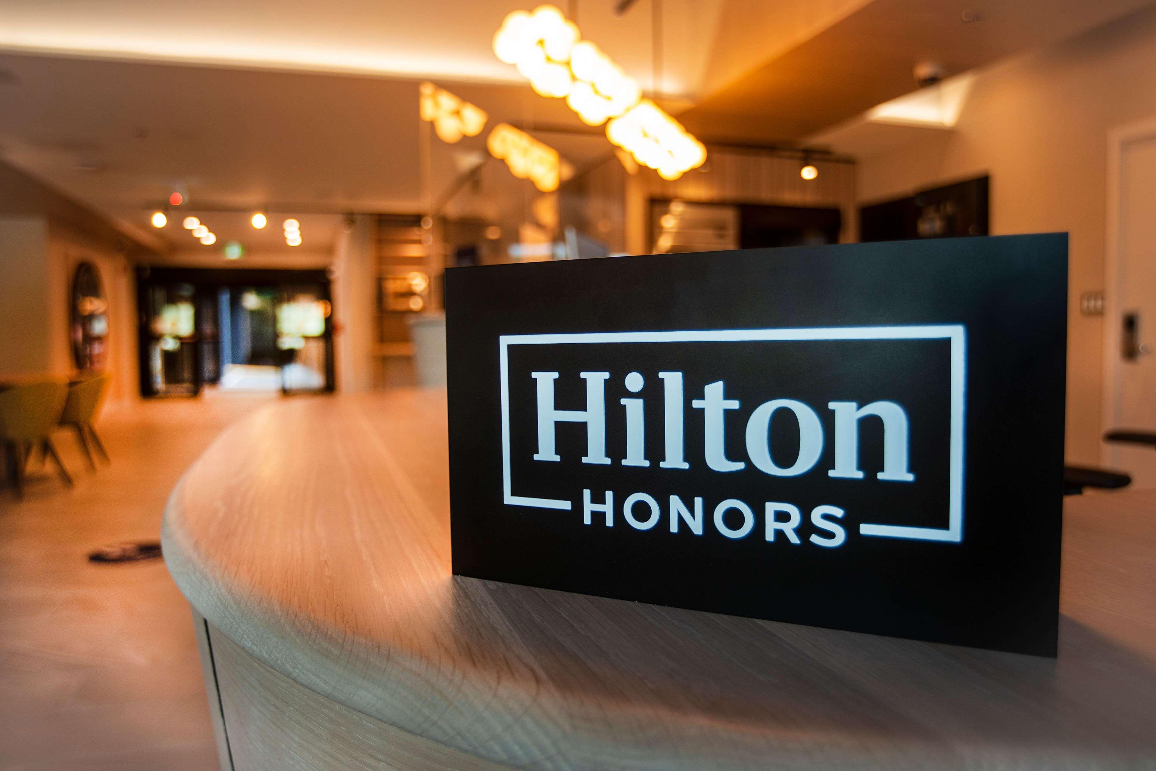 Отель Doubletree By Hilton St. John'S Harbourview Экстерьер фото