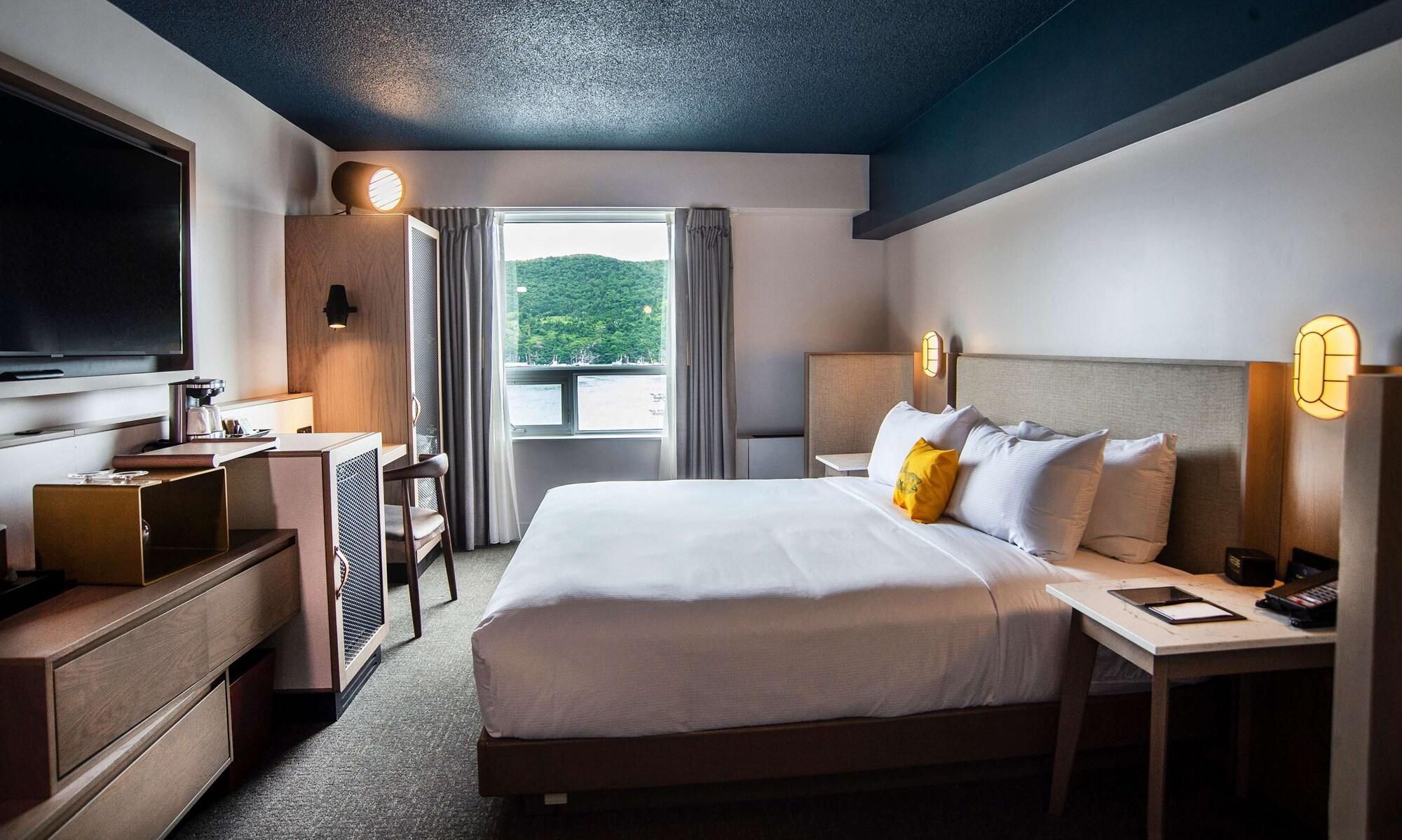 Отель Doubletree By Hilton St. John'S Harbourview Экстерьер фото