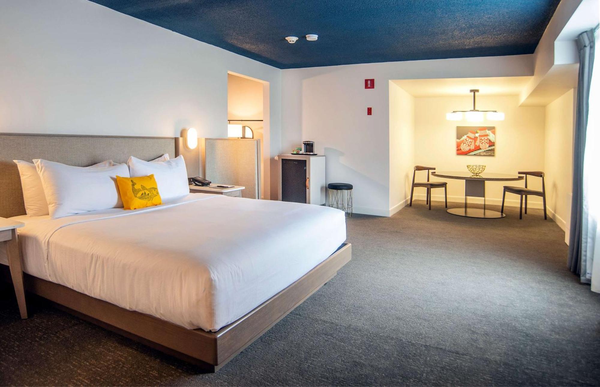 Отель Doubletree By Hilton St. John'S Harbourview Экстерьер фото