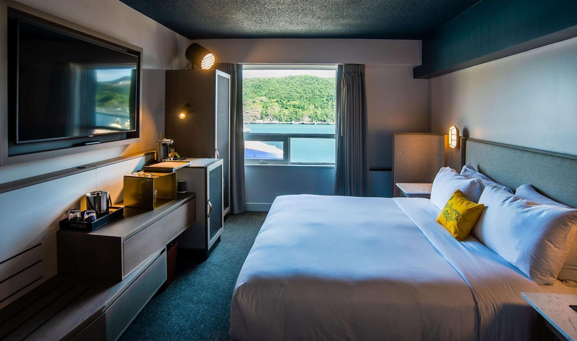 Отель Doubletree By Hilton St. John'S Harbourview Экстерьер фото