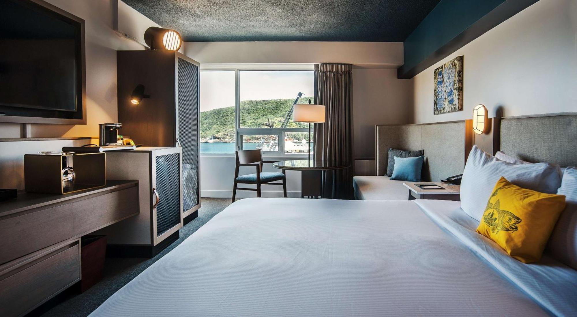 Отель Doubletree By Hilton St. John'S Harbourview Экстерьер фото