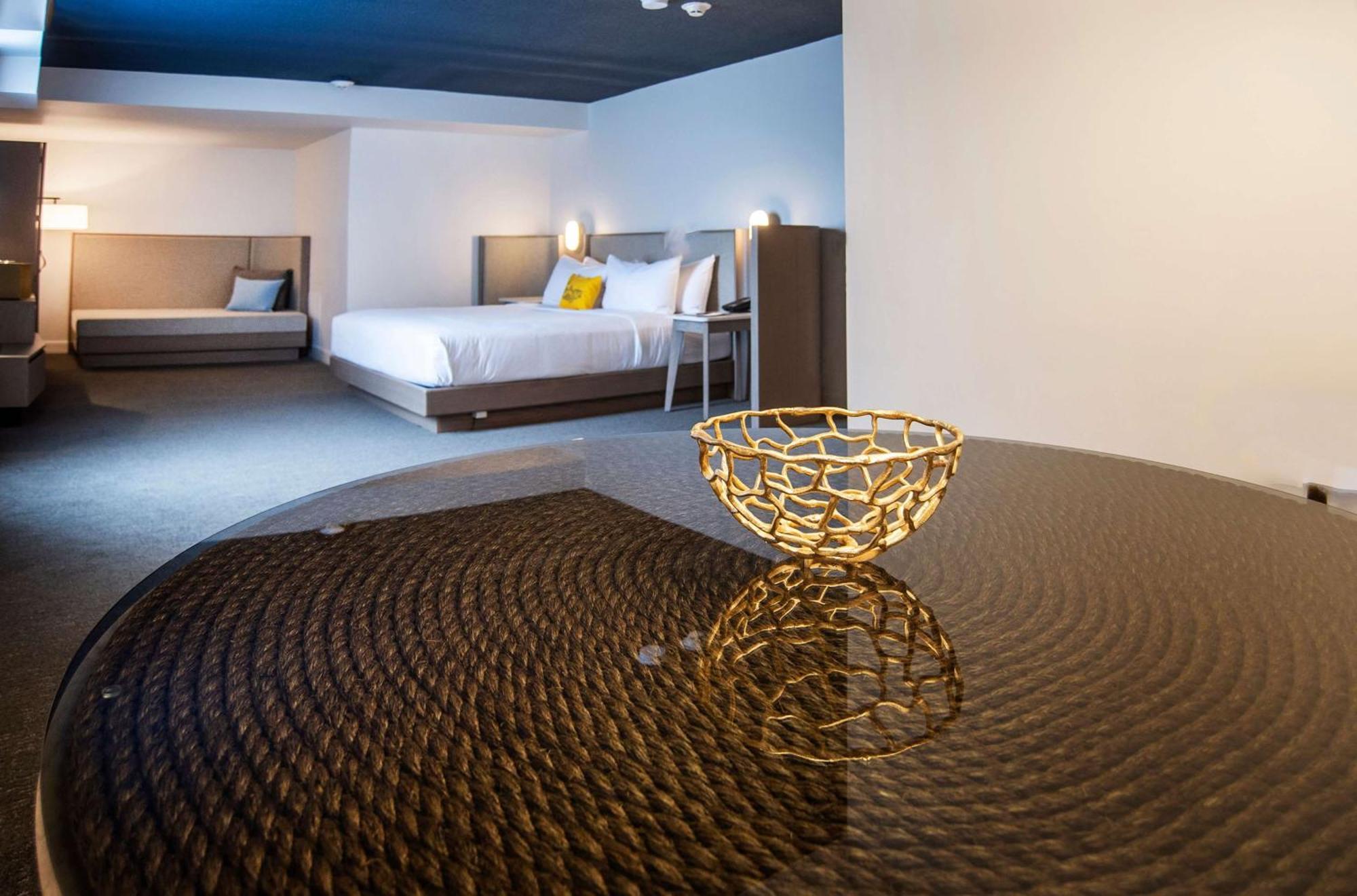 Отель Doubletree By Hilton St. John'S Harbourview Экстерьер фото
