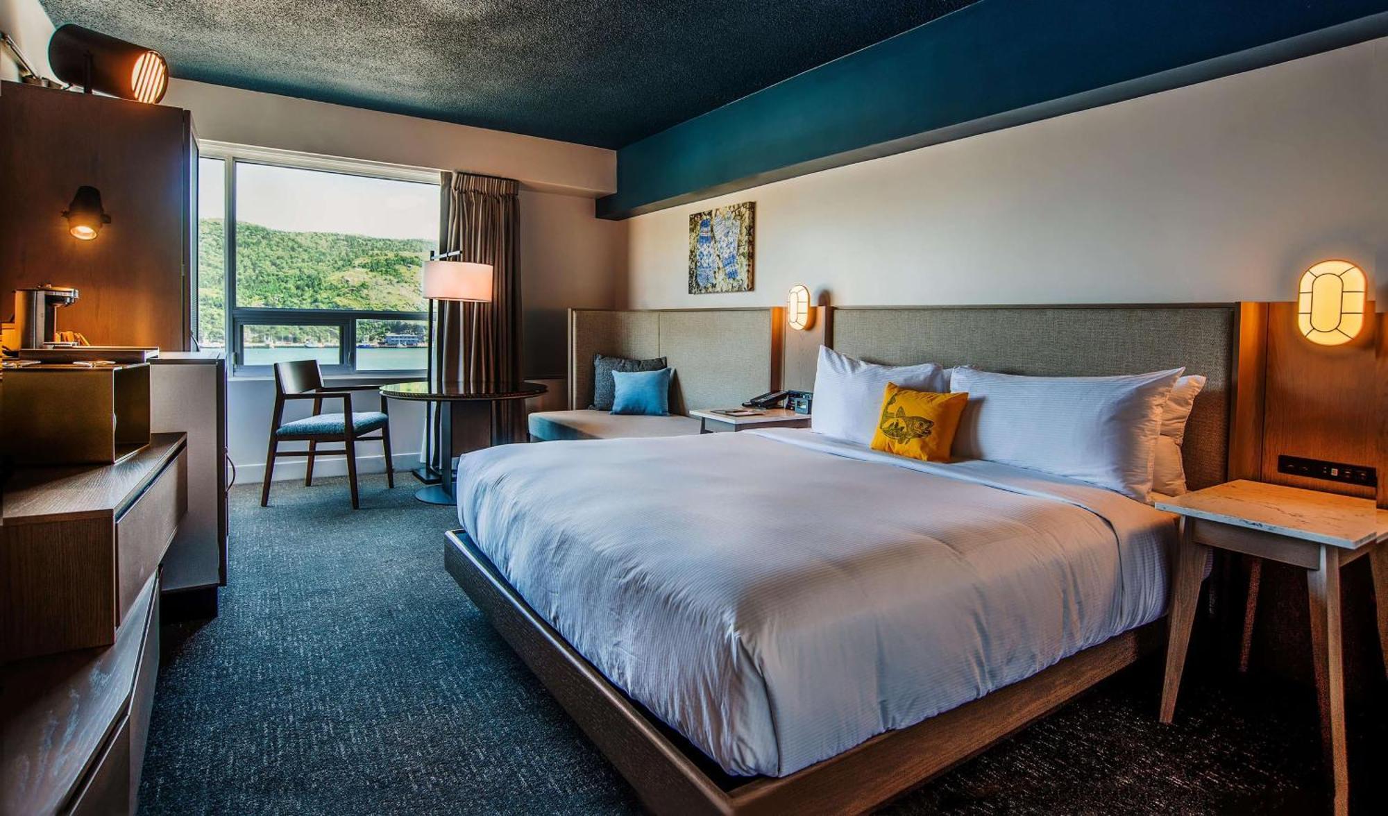 Отель Doubletree By Hilton St. John'S Harbourview Экстерьер фото