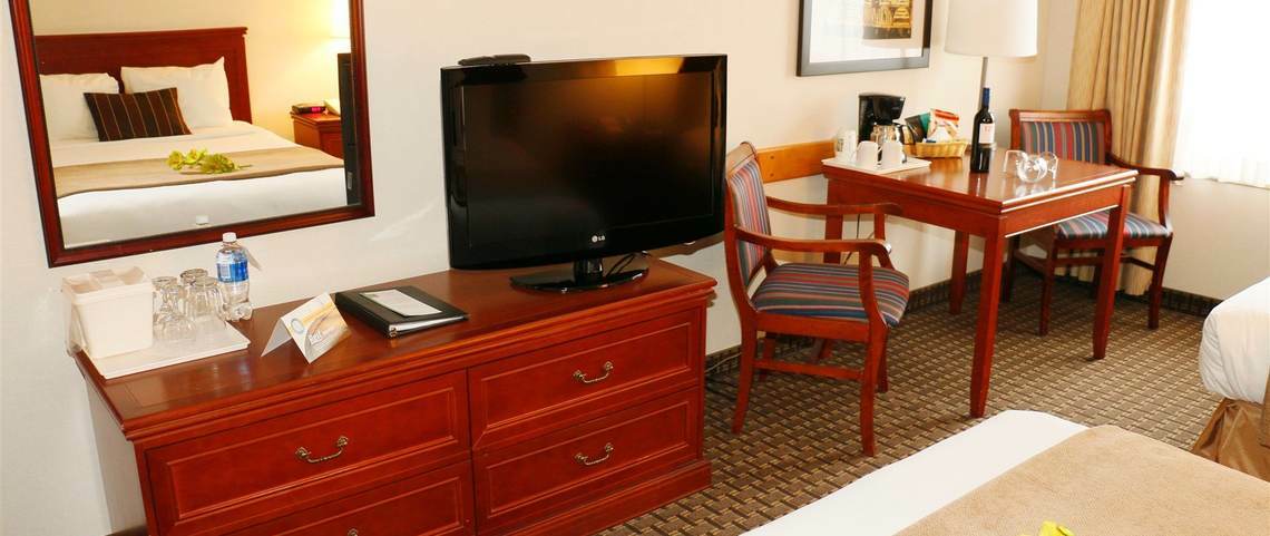 Отель Doubletree By Hilton St. John'S Harbourview Экстерьер фото
